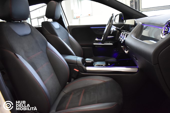 MERCEDES-BENZ GLA 250 e hybrid EQ Premium